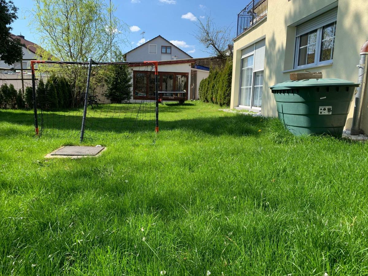 Terrassenwohnung In Estenfeld Bei Wuerzburg Εξωτερικό φωτογραφία