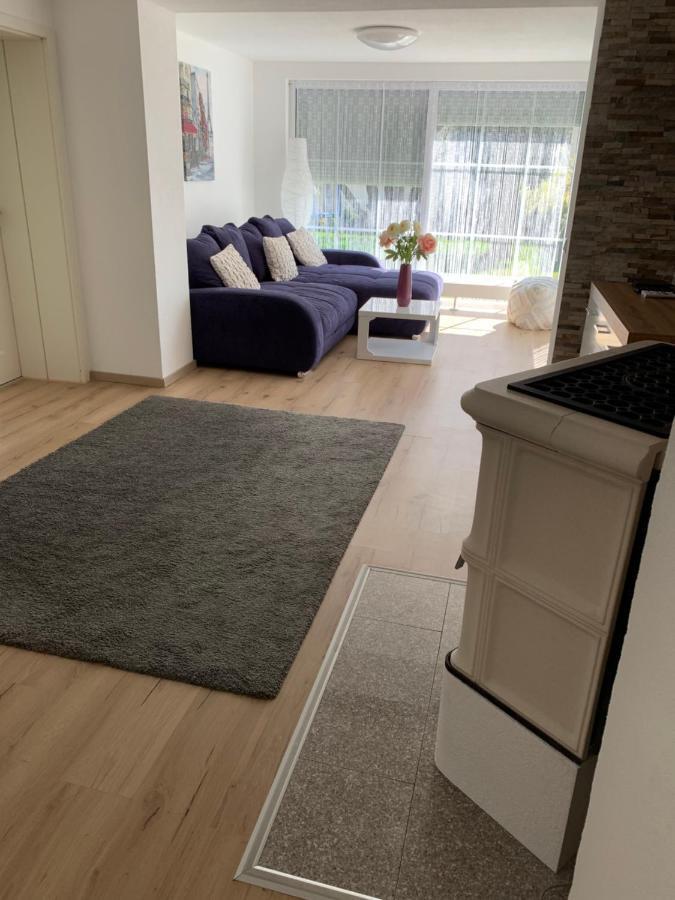 Terrassenwohnung In Estenfeld Bei Wuerzburg Εξωτερικό φωτογραφία